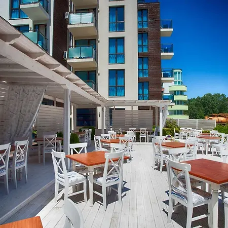 Spacious 2bedroom Διαμέρισμα
